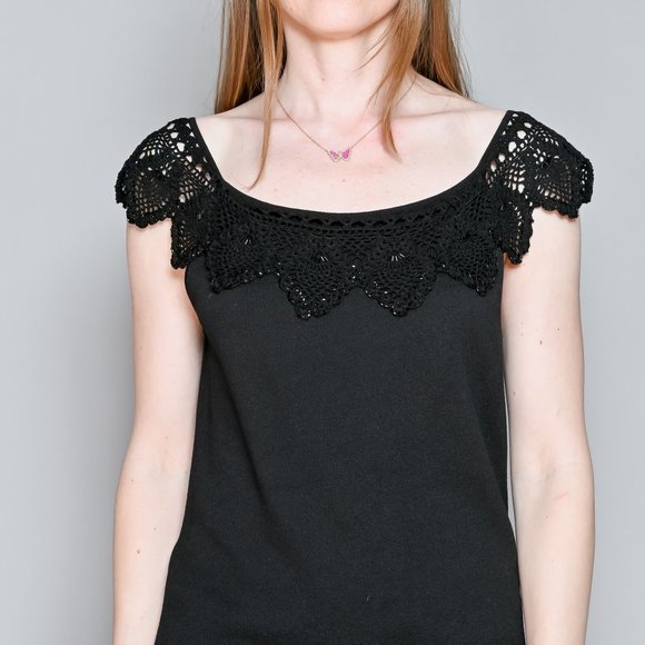 707. ESCADA Knit Black Top with Beaded Crochet Neckline Sz 42 - Picture 2 of 6
